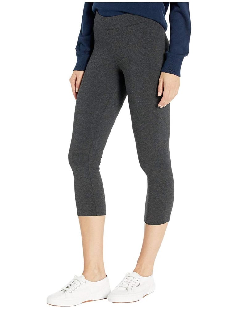 Front of a model wearing a size 3X Women'S Wide Waistband Blackout Cotton Capri Legging in Graphite Heather in Graphite Heather by HUE. | dia_product_style_image_id:341403
